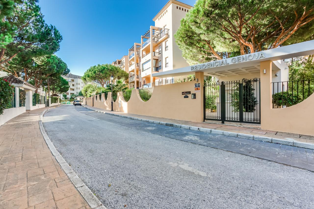 Elviria Front Apartment *